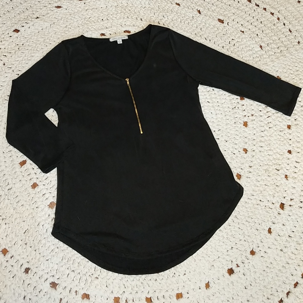 NWOT Dark gray blouse